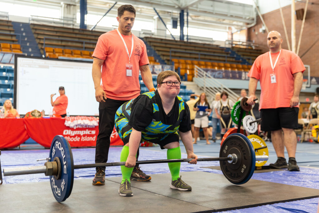 02-Deadlift-FemaleAthleteWithGlasses_SORI-20_LARSSON_v1